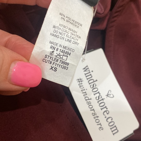 Windsor wine burgundy long sleeve wrap top XS NEW WITH TAGS - Picture 5 of 5
